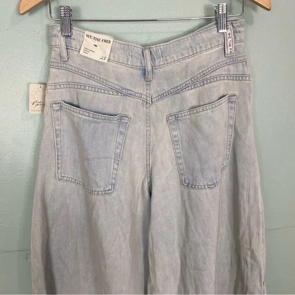 Free People‎ Westward Denim Jean Light Wash Blue Size 28 Baggy - Picture 8 of 9